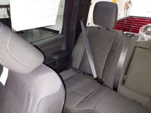 New 2026 RAM 2500 Big Horn AWD/4WD image 12