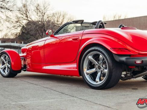 Used 2000 Plymouth Prowler image 47