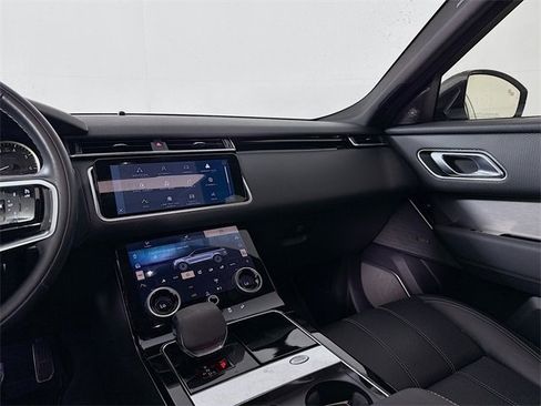 Certified 2023 Land Rover Range Rover Velar R-Dynamic S image 26