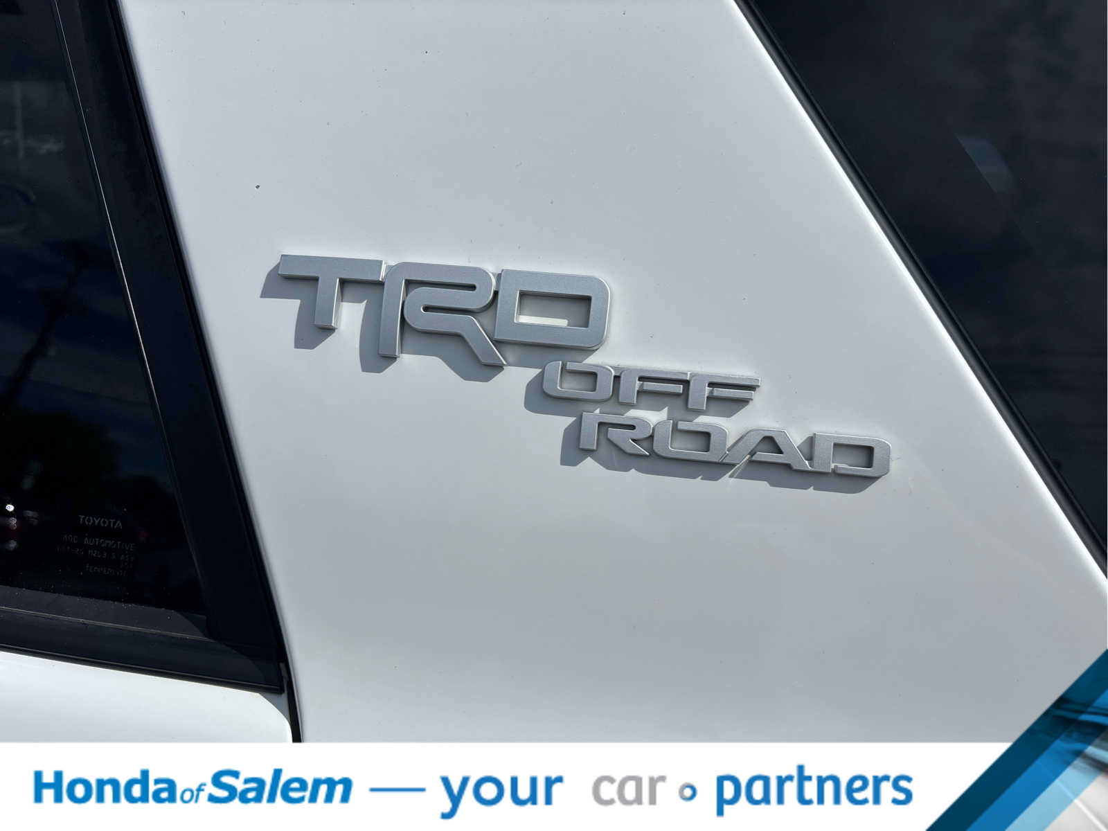 Used 2022 Toyota 4Runner TRD Off-Road Premium AWD/4WD image 7