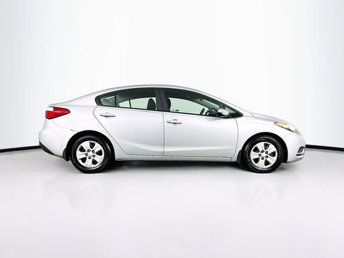 Used 2016 Kia Forte LX FWD image 10