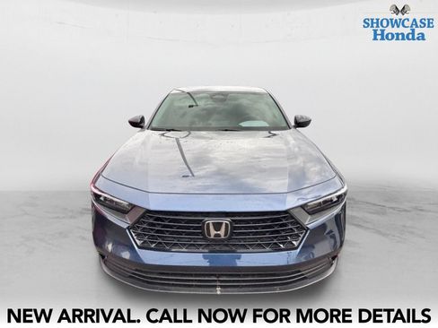 Used 2025 Honda Accord SE image 7