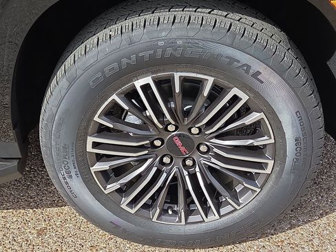 New 2026 GMC Yukon XL Elevation w/ Elevation Premium Package image 6