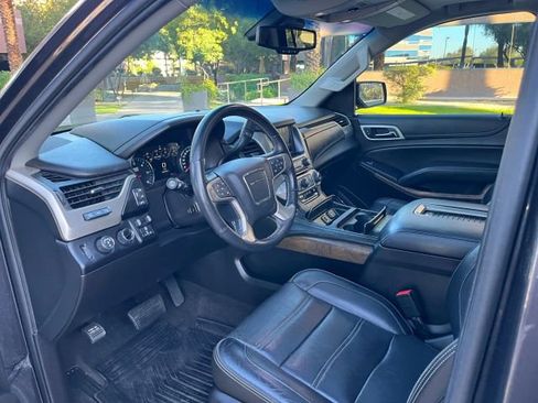 Used 2018 GMC Yukon Denali w/ Open Road Package image 13