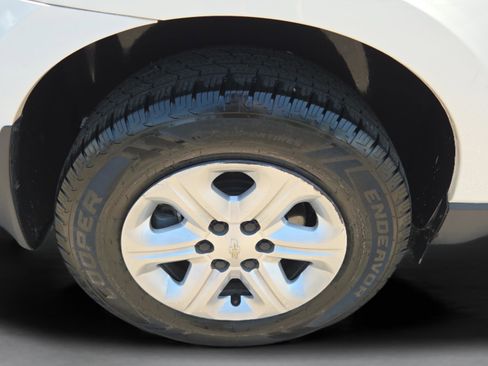 Used 2015 Chevrolet Traverse LS FWD image 33