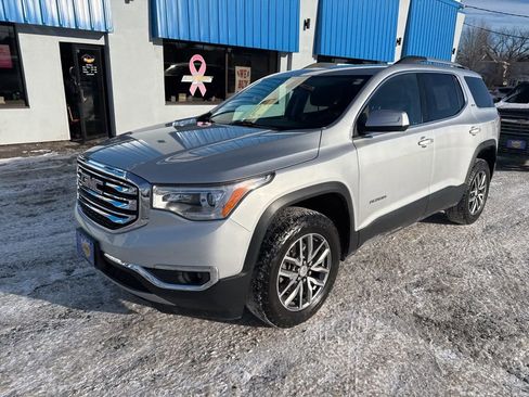 Used 2019 GMC Acadia SLE image 2