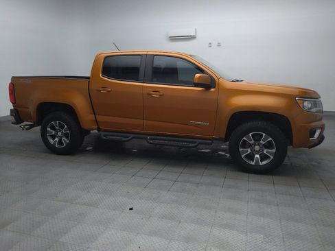 Used 2017 Chevrolet Colorado Z71 AWD/4WD image 11