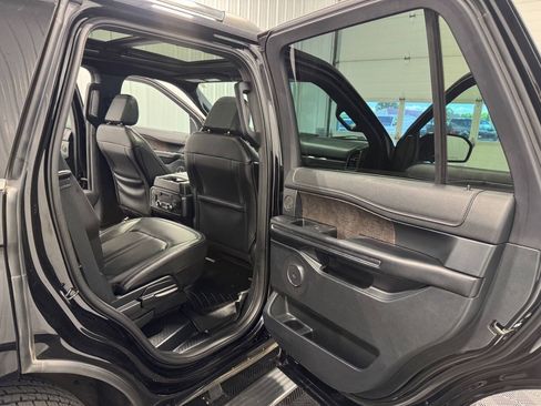 Used 2021 Ford Expedition Limited AWD/4WD image 25