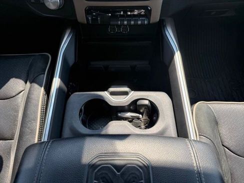Certified 2020 RAM 1500 Laramie AWD/4WD image 14