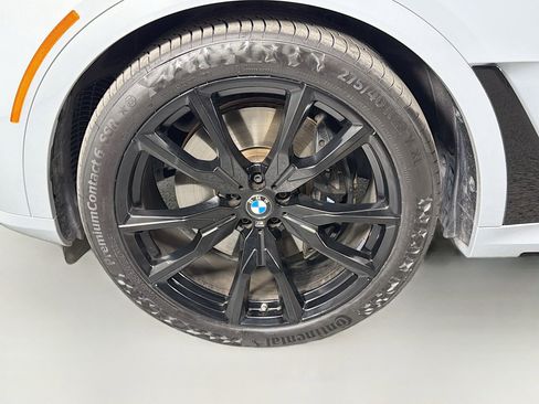 Certified 2024 BMW X7 xDrive40i w/ Executive Package image 35