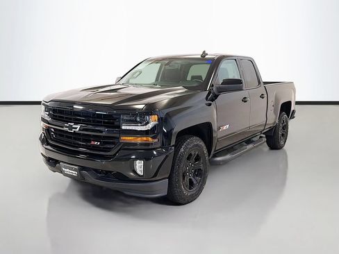 Used 2019 Chevrolet Silverado 1500 LT w/ All Star Edition AWD/4WD image 5
