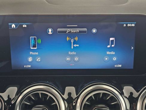 Used 2026 Mercedes-Benz GLA 250 image 24