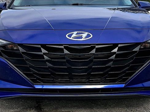 Used 2023 Hyundai Elantra SEL w/ Cargo Package image 27