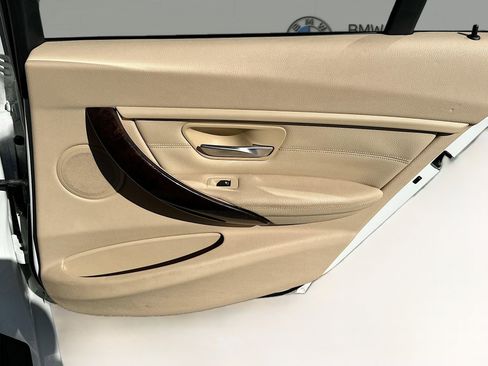 Used 2014 BMW 328i xDrive Sedan image 31
