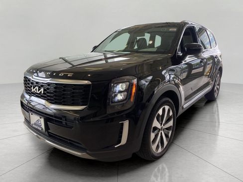 Used 2022 Kia Telluride EX w/ EX Premium Package FWD image 3
