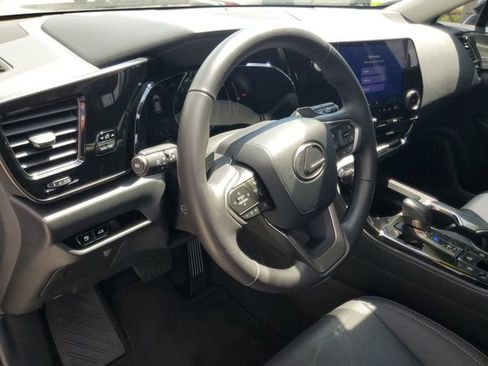 Used 2025 Lexus NX 250 250 Premium w/ Towing Package (2000 Lbs) image 18