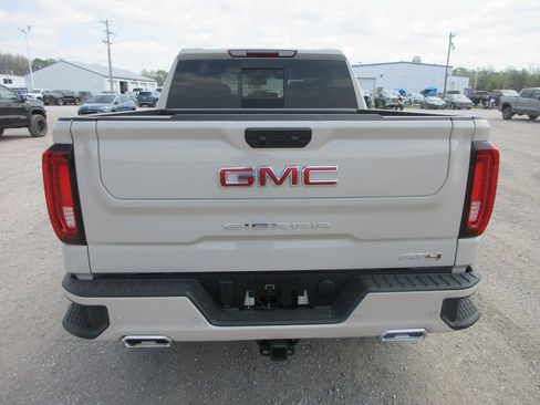 New 2026 GMC Sierra 1500 AT4 w/ AT4 Premium Package image 6