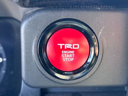 Used 2024 Toyota Tacoma TRD Sport AWD/4WD image 29