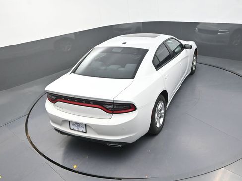 Used 2019 Dodge Charger SXT image 21