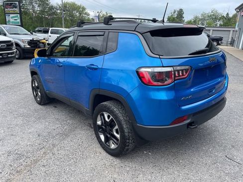 Used 2018 Jeep Compass Trailhawk w/ Navigation Group AWD/4WD image 5