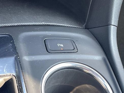 Certified 2024 Chevrolet Equinox LT image 24