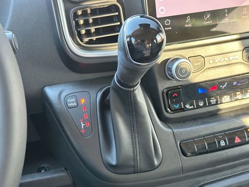 New 2026 RAM ProMaster 2500 w/ Quick Order Package 22H SLT+ image 20