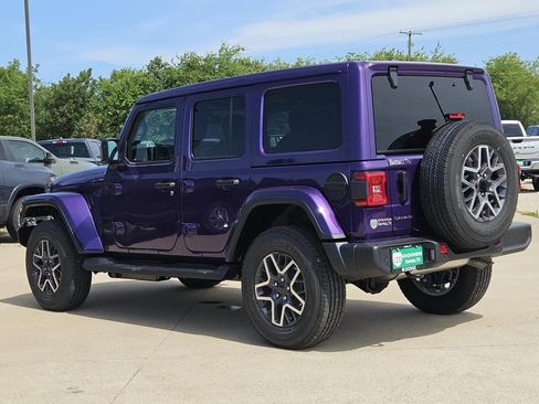 New 2026 Jeep Wrangler Unlimited Sahara AWD/4WD image 4