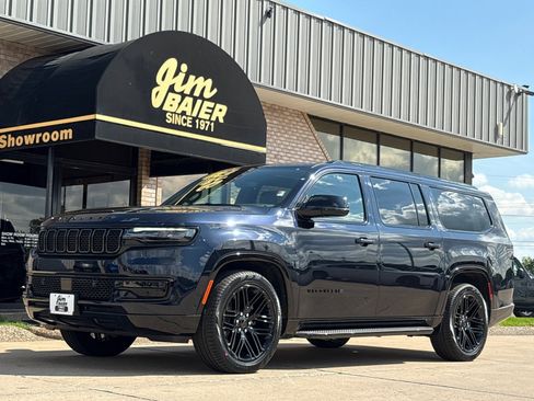 New 2025 Jeep Wagoneer L Series II w/ Premium Group I image 1