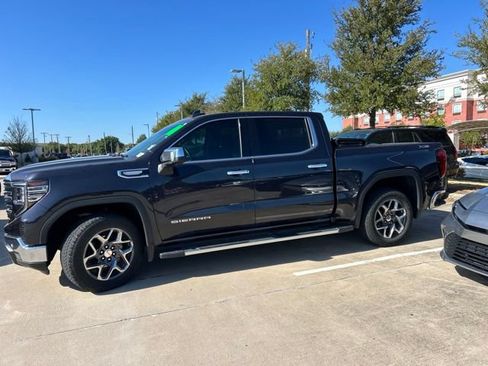 Used 2024 GMC Sierra 1500 SLT AWD/4WD image 9