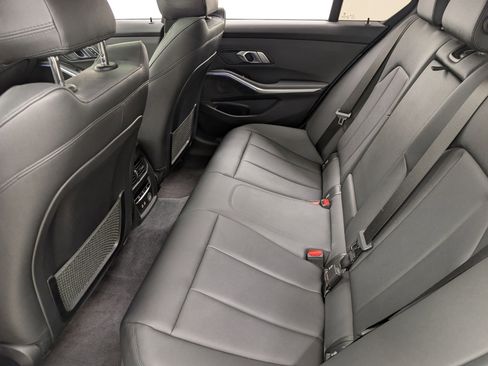 Used 2019 BMW 330i xDrive 330i xDrive w/ Convenience Package image 15