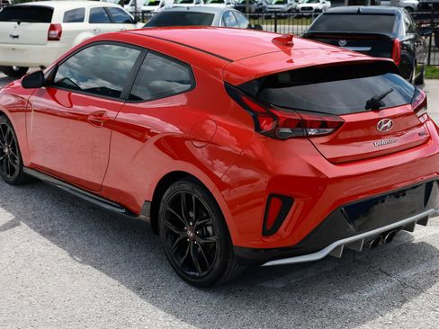 Used 2020 Hyundai Veloster Turbo R-Spec FWD image 4