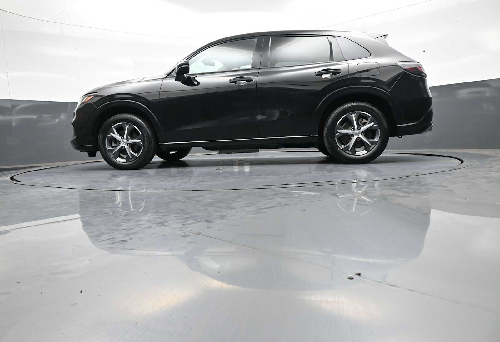 Used 2024 Honda HR-V EX-L image 32