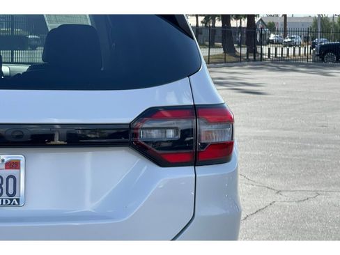 Certified 2024 Honda Pilot EX-L image 49