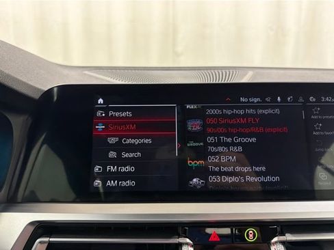 Used 2022 BMW M4 xDrive Competition w/ Executive Package AWD/4WD image 23