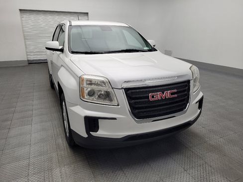 Used 2017 GMC Terrain SLE image 14