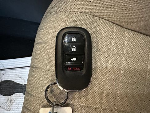 Used 2024 Honda HR-V LX image 17
