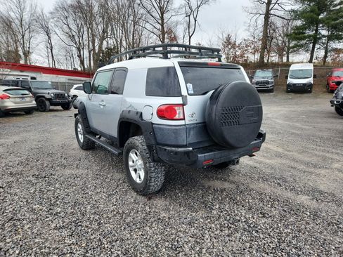Used 2007 Toyota FJ Cruiser 4WD image 3
