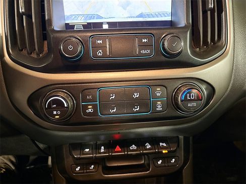 Used 2020 Chevrolet Colorado Z71 image 15