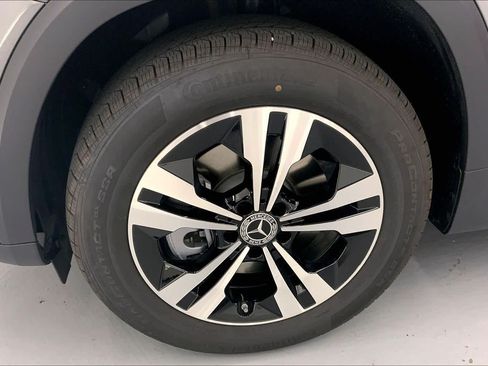 Used 2026 Mercedes-Benz GLB 250 image 9