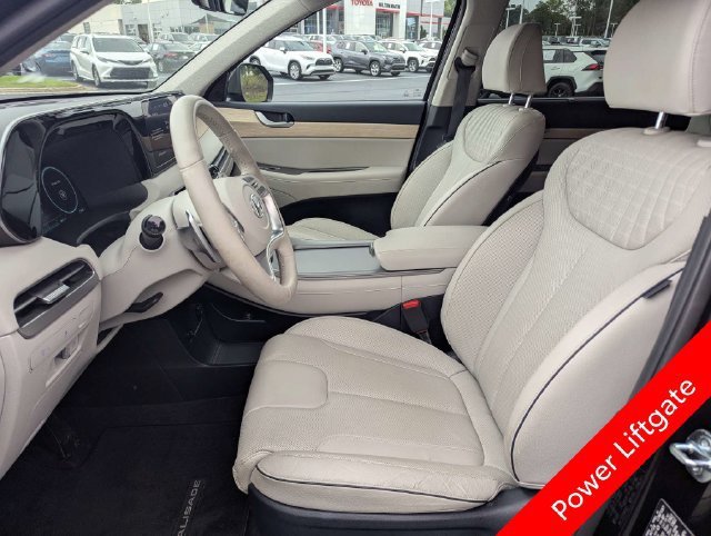 Used 2025 Hyundai Palisade Limited FWD image 7