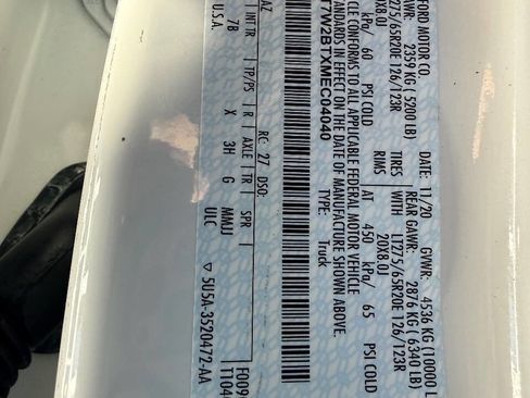 Used 2021 Ford F250 Platinum w/ FX4 Off-Road Package image 41