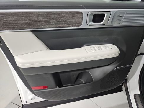 Used 2024 Hyundai Santa Fe Calligraphy image 12