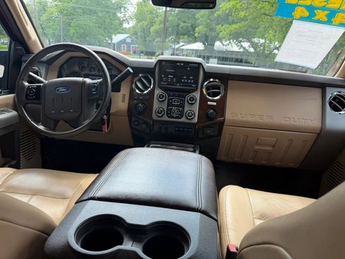 Used 2015 Ford F250 Lariat w/ Lariat Ultimate Package AWD/4WD image 13