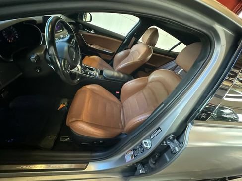 Used 2023 Kia Stinger GT2 w/ Option Group 020 AWD/4WD image 9