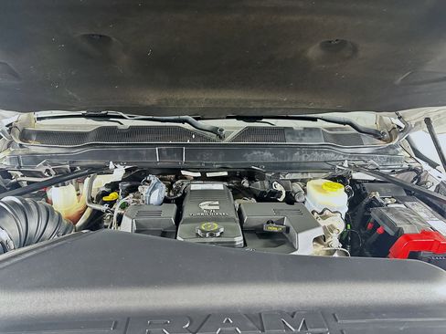 Used 2020 RAM 2500 Laramie image 30