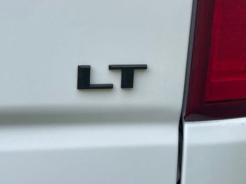 Certified 2021 Chevrolet Silverado 1500 LT Trail Boss w/ Convenience Package II AWD/4WD image 24