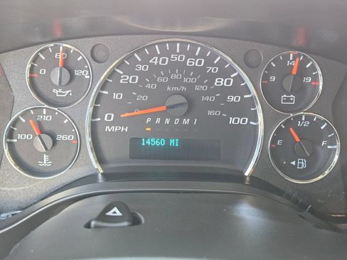 Used 2024 Chevrolet Express 2500 w/ Driver Convenience Package RWD image 22