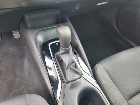 Used 2024 Toyota Corolla LE image 18