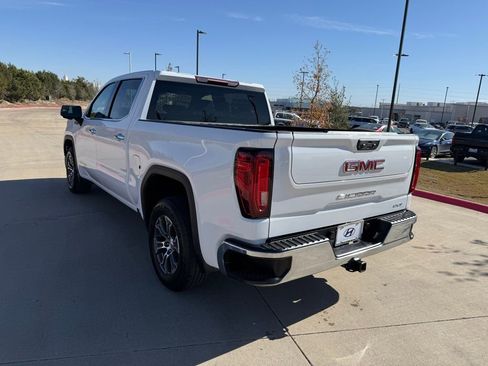 Used 2024 GMC Sierra 1500 SLT image 7