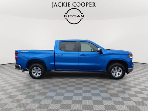 Used 2025 Chevrolet Silverado 1500 LT image 4